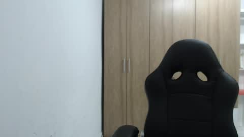 Roxana online show from April 9, 2:47 am