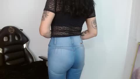 Roxanne online show from October 28, 8:14 pm