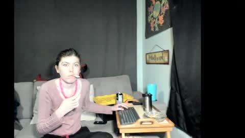roxihazeleyes online show from May 28, 2:53 am
