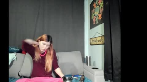 roxihazeleyes online show from October 19, 2:02 am