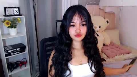 roxxy_blossom online show from October 31, 11:25 am