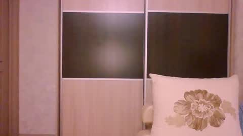 Roxxy Wharton online show from March 12, 6:10 pm