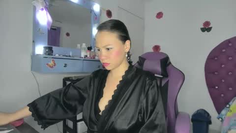 Roxy online show from March 22, 1:55 am