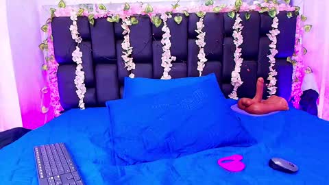 Rubi online show from October 6, 7:07 pm