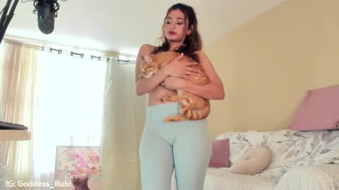 Rubi online show from December 2, 5:04 pm