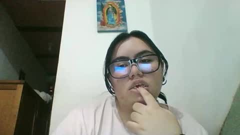 rubyrouge14 online show from October 29, 11:29 pm