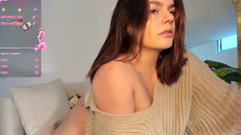 Lorenn online show from January 9, 7:40 pm