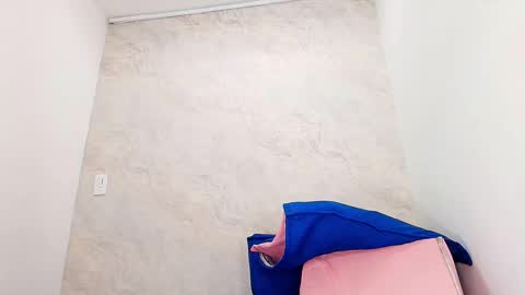 s_sofia_ online show from February 18, 7:21 pm