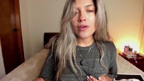 Leslie Beltrn online show from March 25, 4:17 am