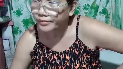 Snapshot of sabrina069 chatting on February 5, 8:04 pm sabrina069 online show from February 5, 8:04 pm