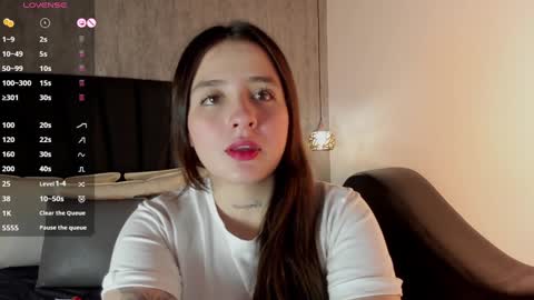 Snapshot of sabrina_lennox chatting on January 29, 7:43 pm Sabrina Maria online show from January 29, 7:43 pm