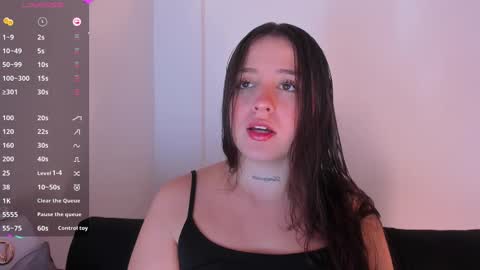 Snapshot of sabrina_lennox chatting on October 7, 5:23 am Sabrina Maria online show from October 7, 5:23 am