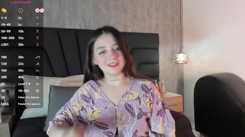 Snapshot of sabrina_lennox chatting on January 27, 8:28 pm Sabrina Maria online show from January 27, 8:28 pm