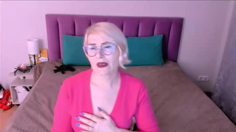 Sabrina MacMarren online show from October 29, 5:59 pm