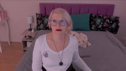 Sabrina MacMarren online show from March 8, 5:14 am