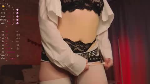 Hello im Sabrina  online show from January 6, 9:02 am