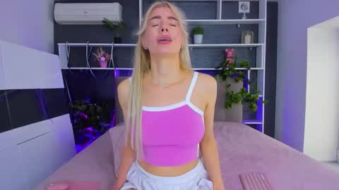 Sabrina online show from March 19, 1:26 pm