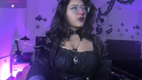 Sabrina  online show from November 25, 11:34 am