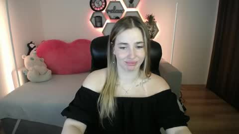 Sabrina Violet online show from July 14, 8:08 am