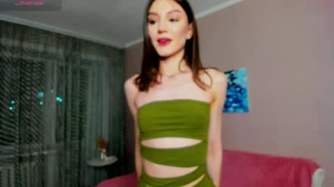 Sacura online show from April 12, 3:26 pm