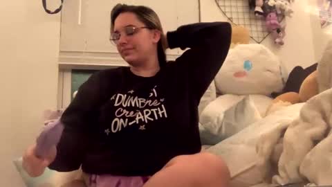 sweet angel baby  online show from October 13, 2:03 am