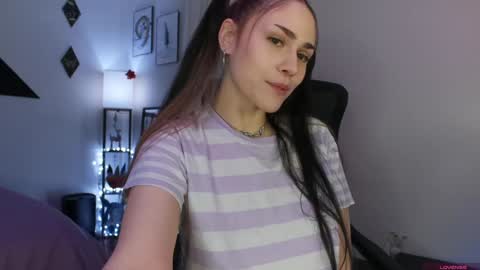 Snapshot of sadierenee96 chatting on December 20, 2:30 am Sadie Renee  online show from December 20, 2:30 am