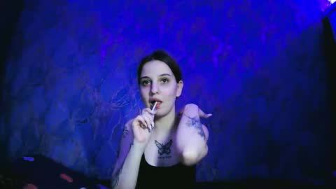 Medison online show from November 30, 8:24 pm