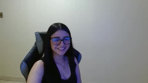 Sahaliefox  online show from January 15, 7:09 pm