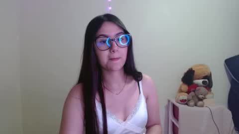 Sahaliefox  online show from October 4, 10:47 pm