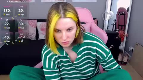 Adel online show from April 18, 12:18 pm