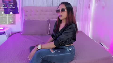 Salura online show from April 28, 7:51 pm
