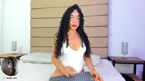 sally rosses online show from September 15, 12:13 pm