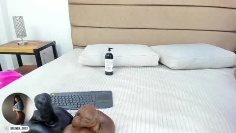 sally rosses online show from November 15, 4:19 pm