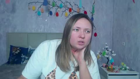 Sally online show from April 14, 6:52 pm