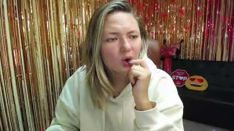 Sally online show from October 12, 5:15 pm