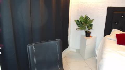 SALOME online show from October 2, 6:35 pm