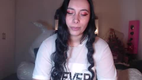 yenny online show from December 22, 4:39 am