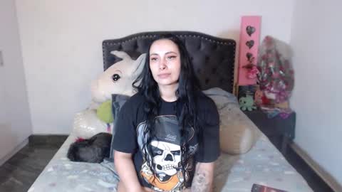 yenny online show from February 8, 7:23 am