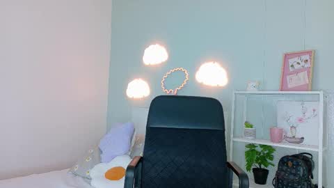   online show from September 9, 2:28 pm