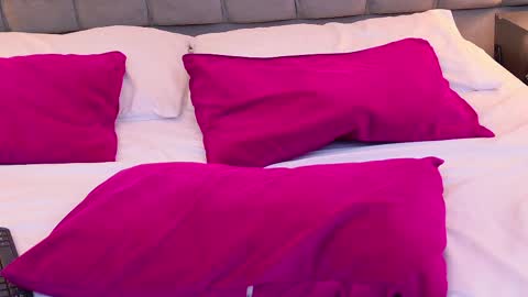 Samantaa G online show from April 1, 1:41 pm