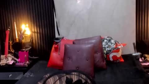 Samanta online show from April 18, 7:40 pm