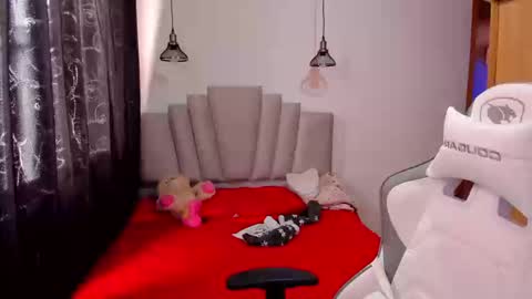 Samantha  online show from September 19, 1:54 pm