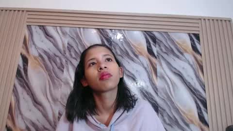 lizzy online show from April 20, 3:15 pm