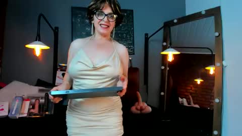 Sam online show from March 21, 7:24 am