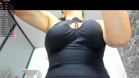 samantha_milfs online show from October 4, 11:16 am