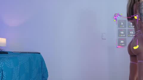 SAMANTHA ECHEVERRY online show from October 9, 8:02 pm