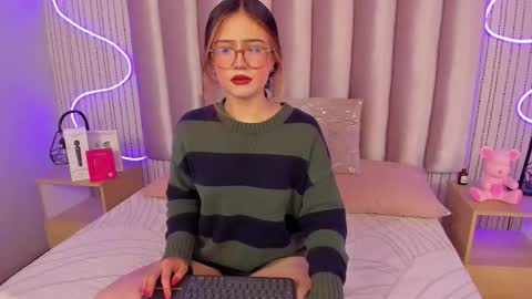 Alejandra  online show from January 16, 12:34 pm