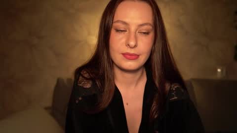 Snapshot of samanthavixen chatting on October 16, 4:20 pm Goddess Samantha Vixen online show from October 16, 4:20 pm