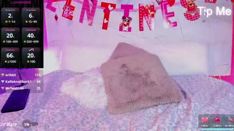 Snapshot of samaraeyes chatting on February 24, 12:49 am -- -- online show from February 24, 12:49 am