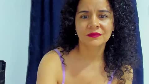 Snapshot of samm_hoti chatting on December 13, 12:09 am sam online show from December 13, 12:09 am